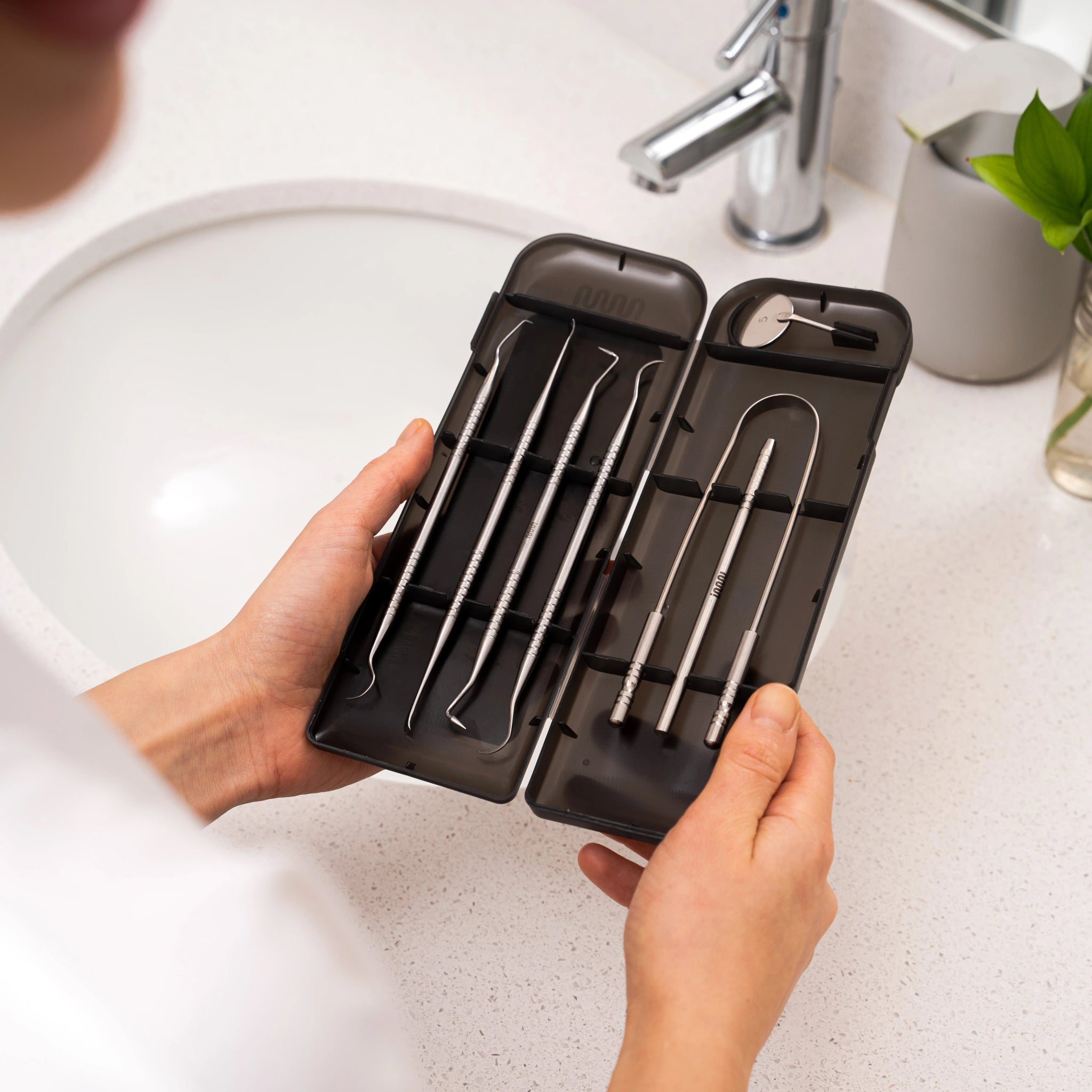 Teeth Cleaning Kit - MasterMedi